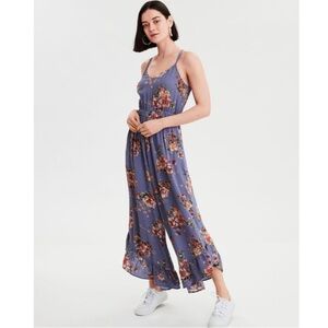 American Eagle Floral Woven V-Neck Ruffle Wide Leg Crop Jumpsuit Purple Small